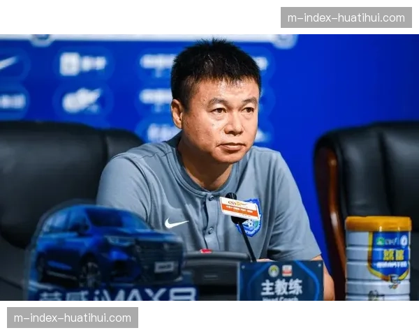 西海岸防守定位球组织严密，黑崎久志打造日式防守体系初见成效。